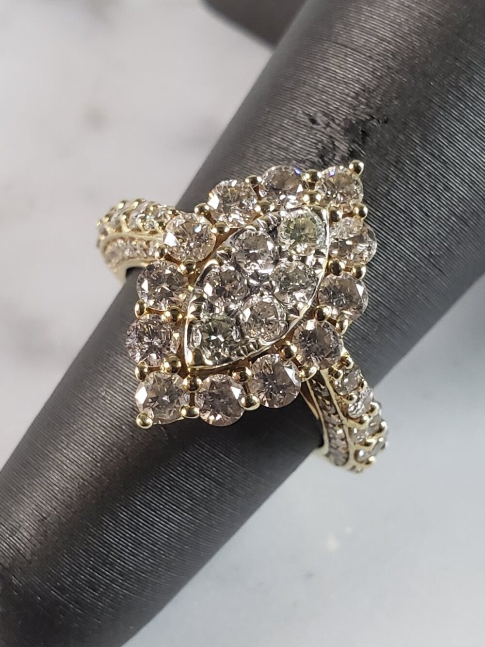 Womens Vintage Estate 14K Yellow Gold Diamond Ring 3.8g E6226